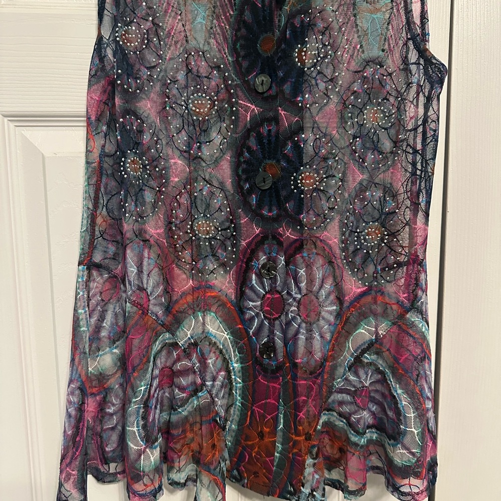 Damee, Inc. Sheer Multicolor Sleeveless Women's Blouse - Picture 2 of 4